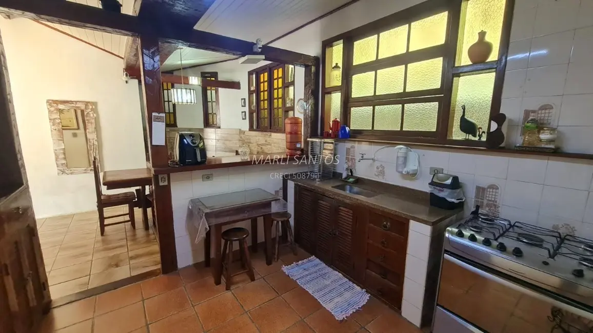 Foto 4 de Casa com 2 quartos à venda, 150m2 em Ilhabela - SP