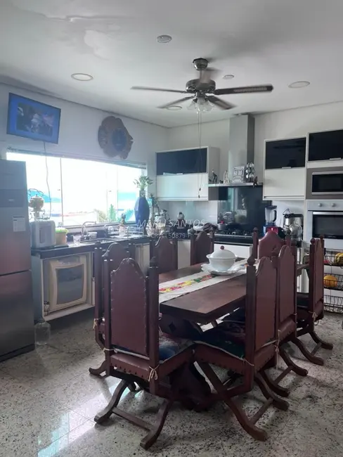 Foto 5 de Casa com 5 quartos à venda, 211m2 em Ilhabela - SP