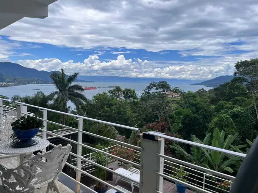 Foto 1 de Casa com 5 quartos à venda, 211m2 em Ilhabela - SP