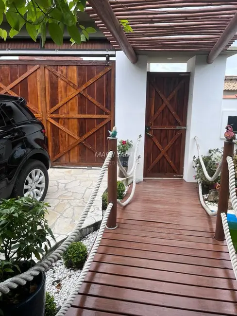 Foto 3 de Casa com 5 quartos à venda, 211m2 em Ilhabela - SP