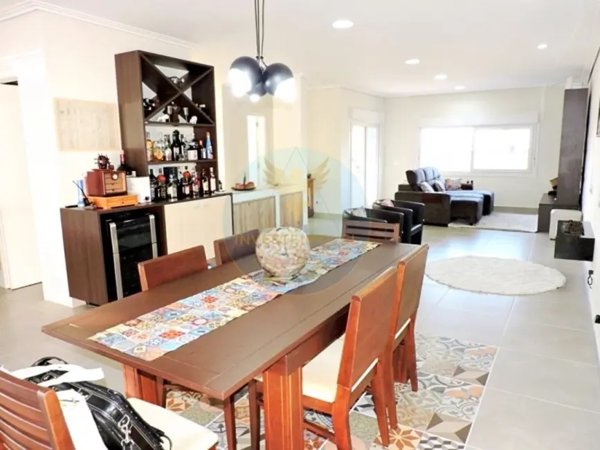 Foto 3 de Casa de Condomínio com 3 quartos à venda, 374m2 em Granja Viana, Cotia - SP