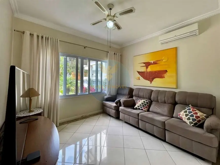 Casa de Condomínio com 4 quartos à venda, 632m2 em Granja Viana, Cotia - SP - imagem 8 Foto 8 de Casa de Condomínio com 4 quartos à venda, 632m2 em Granja Viana, Cotia - SP