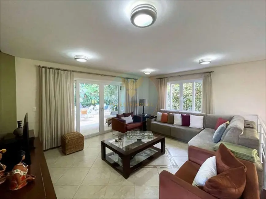 Foto 9 de Casa de Condomínio com 5 quartos à venda, 553m2 em Jandira - SP