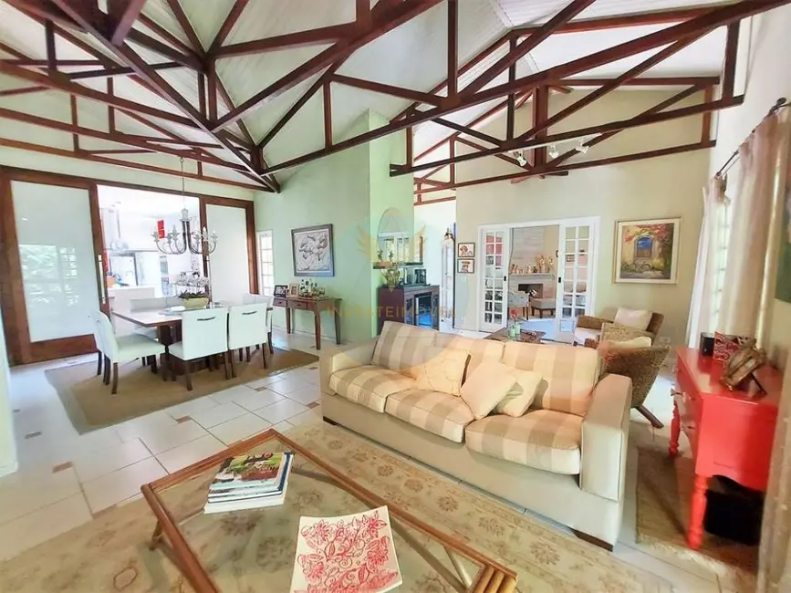 Casa de Condomínio com 5 quartos à venda, 323m2 em Granja Viana, Carapicuiba - SP - imagem 9 Foto 9 de Casa de Condomínio com 5 quartos à venda, 323m2 em Granja Viana, Carapicuiba - SP