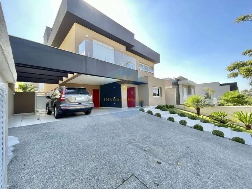 Casa de Condomínio com 4 quartos à venda, 316m2 em Granja Viana, Cotia - SP - imagem 6 Foto 6 de Casa de Condomínio com 4 quartos à venda, 316m2 em Granja Viana, Cotia - SP