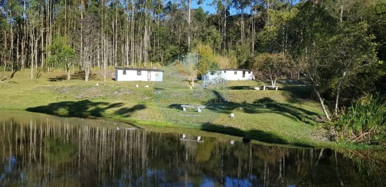 Foto 2 de Fazenda / Haras com 4 quartos à venda, 200m2 em Ibiuna - SP