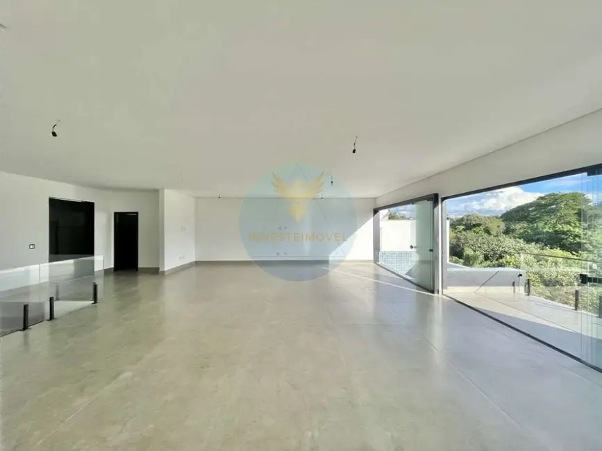Casa de Condomínio com 4 quartos à venda, 400m2 em Granja Viana, Carapicuiba - SP - imagem 4 Foto 4 de Casa de Condomínio com 4 quartos à venda, 400m2 em Granja Viana, Carapicuiba - SP