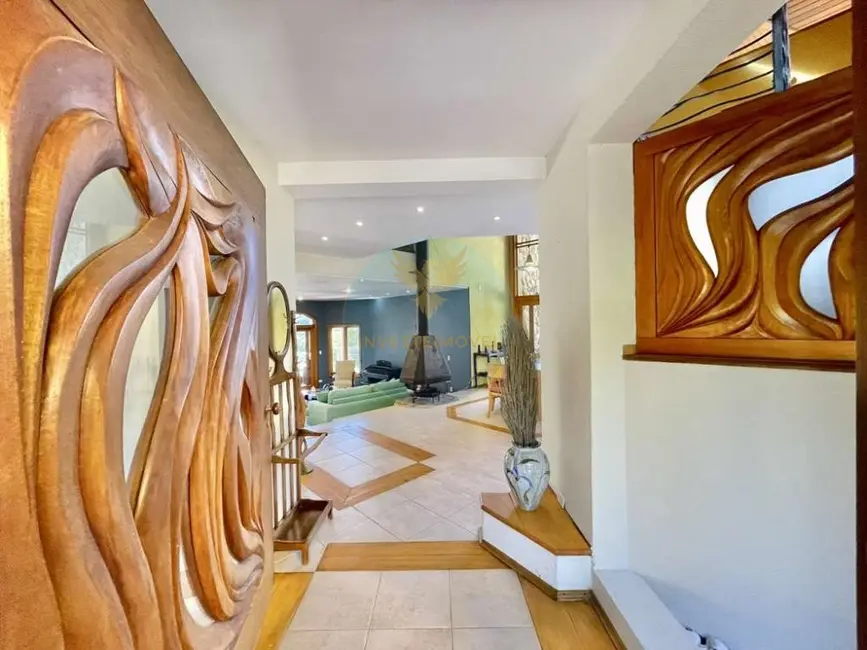 Casa de Condomínio com 5 quartos à venda, 609m2 em Palos Verdes, Carapicuiba - SP - imagem 4 Foto 4 de Casa de Condomínio com 5 quartos à venda, 609m2 em Palos Verdes, Carapicuiba - SP