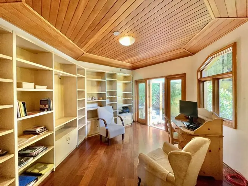 Casa de Condomínio com 5 quartos à venda, 609m2 em Palos Verdes, Carapicuiba - SP - imagem 9 Foto 9 de Casa de Condomínio com 5 quartos à venda, 609m2 em Palos Verdes, Carapicuiba - SP