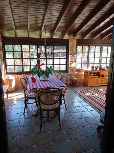 Foto 9 de Casa de Condomínio com 4 quartos à venda, 329m2 em Granja Viana, Cotia - SP