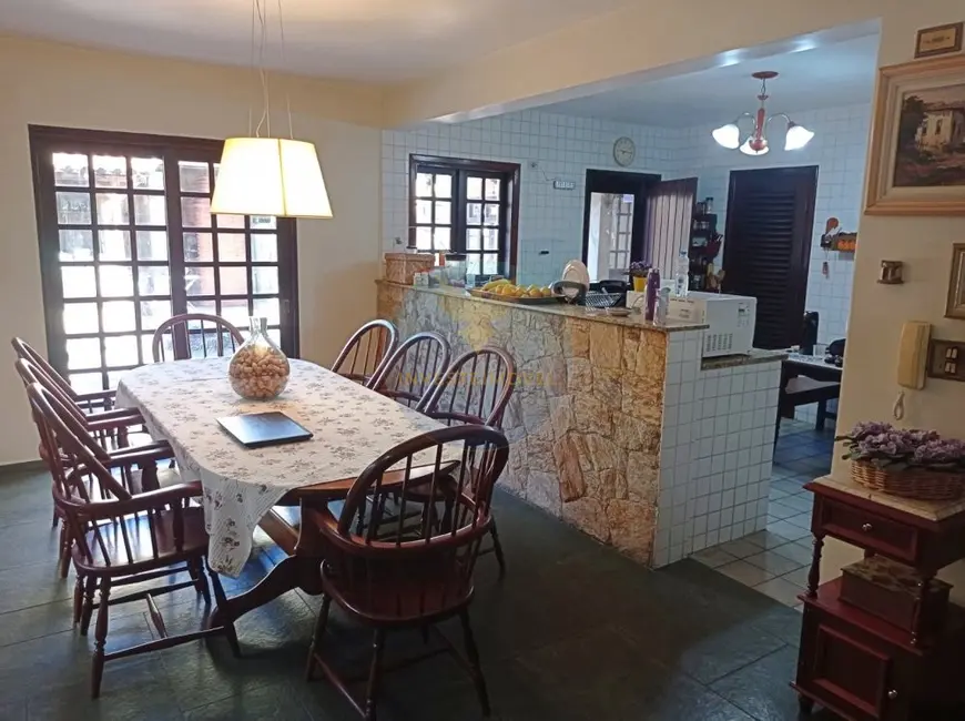 Foto 5 de Casa de Condomínio com 4 quartos à venda, 329m2 em Granja Viana, Cotia - SP