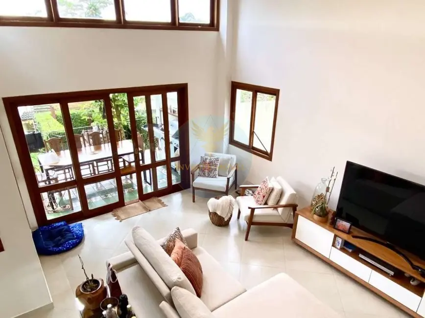 Casa de Condomínio com 4 quartos à venda, 326m2 em Granja Viana, Cotia - SP - imagem 5 Foto 5 de Casa de Condomínio com 4 quartos à venda, 326m2 em Granja Viana, Cotia - SP