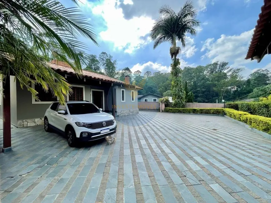 Casa de Condomínio com 3 quartos à venda, 412m2 em Granja Viana, Carapicuiba - SP - imagem 3 Foto 3 de Casa de Condomínio com 3 quartos à venda, 412m2 em Granja Viana, Carapicuiba - SP