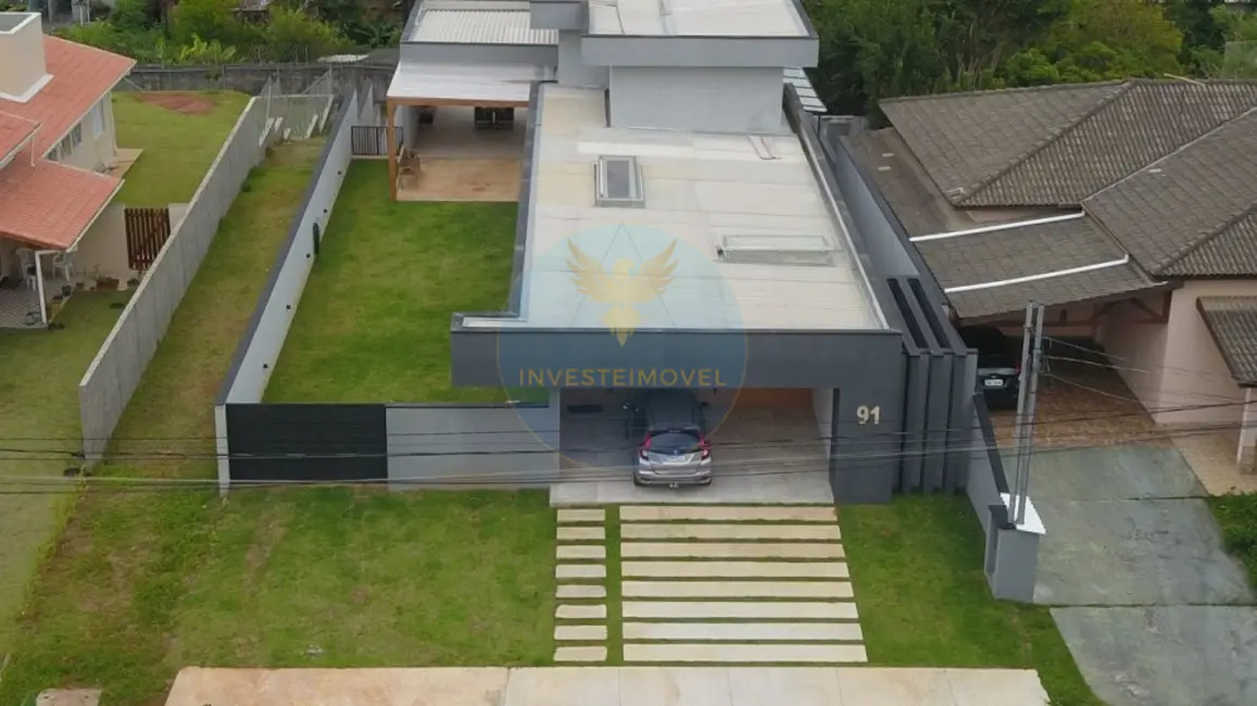 Casa de Condomínio com 3 quartos à venda, 375m2 em Granja Viana, Cotia - SP - imagem 6 Foto 6 de Casa de Condomínio com 3 quartos à venda, 375m2 em Granja Viana, Cotia - SP