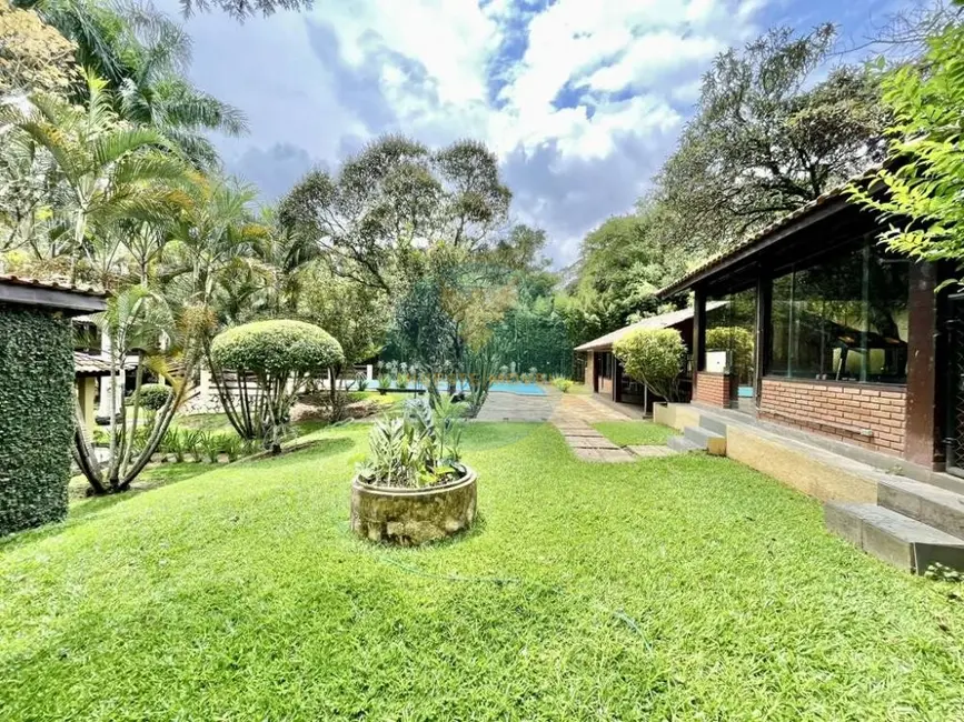 Casa de Condomínio com 4 quartos à venda, 428m2 em Granja Viana, Carapicuiba - SP - imagem 7 Foto 7 de Casa de Condomínio com 4 quartos à venda, 428m2 em Granja Viana, Carapicuiba - SP