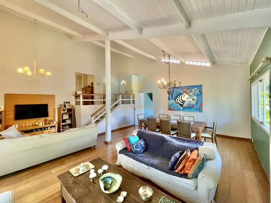 Casa de Condomínio com 4 quartos à venda, 283m2 em Granja Viana, Cotia - SP - imagem 5 Foto 5 de Casa de Condomínio com 4 quartos à venda, 283m2 em Granja Viana, Cotia - SP