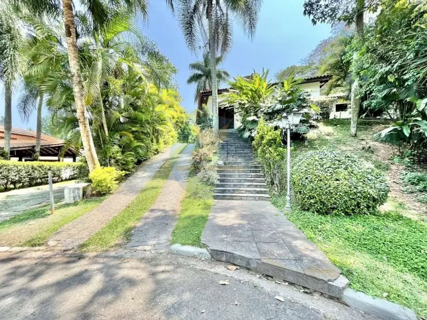 Casa de Condomínio com 6 quartos à venda, 641m2 em Granja Viana, Cotia - SP - imagem 2 Foto 2 de Casa de Condomínio com 6 quartos à venda, 641m2 em Granja Viana, Cotia - SP