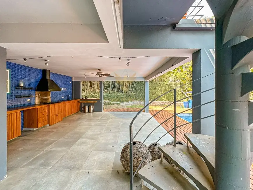 Casa de Condomínio com 4 quartos à venda, 350m2 em Granja Viana, Carapicuiba - SP - imagem 4 Foto 4 de Casa de Condomínio com 4 quartos à venda, 350m2 em Granja Viana, Carapicuiba - SP