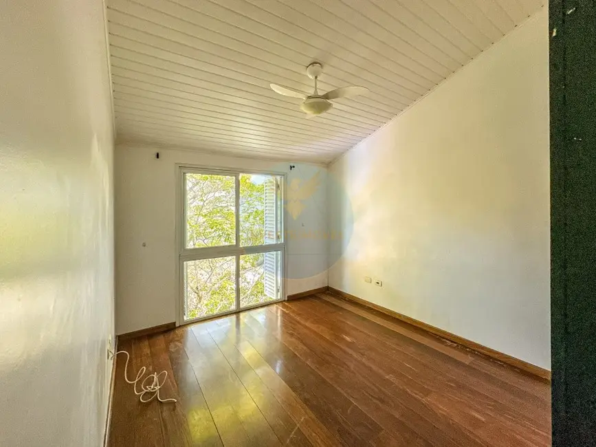 Casa de Condomínio com 4 quartos à venda, 350m2 em Granja Viana, Carapicuiba - SP - imagem 7 Foto 7 de Casa de Condomínio com 4 quartos à venda, 350m2 em Granja Viana, Carapicuiba - SP