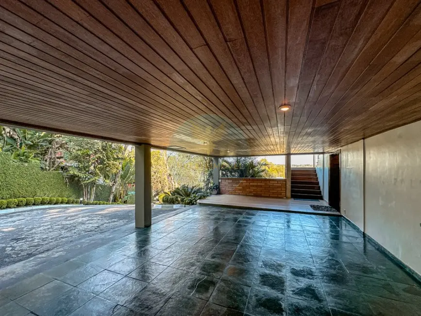 Casa de Condomínio com 4 quartos à venda, 900m2 em Granja Viana, Carapicuiba - SP - imagem 4 Foto 4 de Casa de Condomínio com 4 quartos à venda, 900m2 em Granja Viana, Carapicuiba - SP