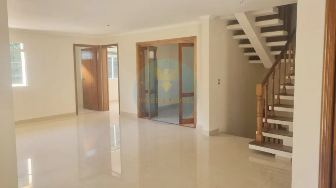 Foto 6 de Casa de Condomínio com 4 quartos à venda, 334m2 em Jardim San Ressore (Caucaia do Alto), Cotia - SP