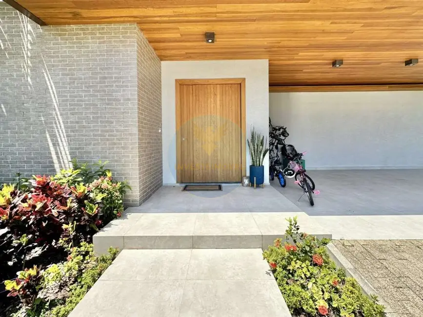 Casa de Condomínio com 4 quartos à venda, 345m2 em Granja Viana, Carapicuiba - SP - imagem 4 Foto 4 de Casa de Condomínio com 4 quartos à venda, 345m2 em Granja Viana, Carapicuiba - SP