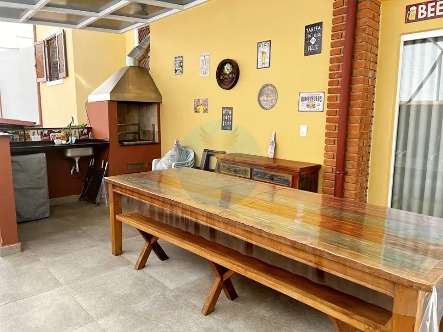 Casa de Condomínio com 4 quartos à venda, 354m2 em Granja Viana, Cotia - SP - imagem 2 Foto 2 de Casa de Condomínio com 4 quartos à venda, 354m2 em Granja Viana, Cotia - SP