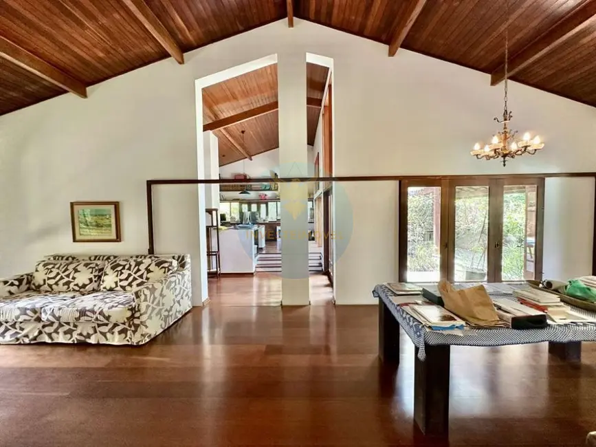 Casa de Condomínio com 4 quartos à venda, 417m2 em Granja Viana, Carapicuiba - SP - imagem 5 Foto 5 de Casa de Condomínio com 4 quartos à venda, 417m2 em Granja Viana, Carapicuiba - SP