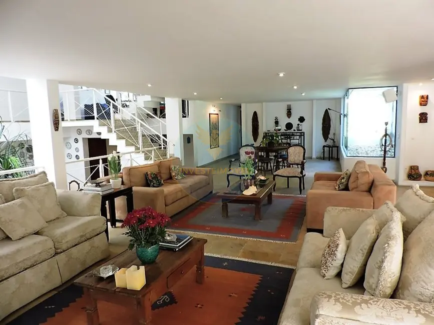 Casa de Condomínio com 5 quartos à venda, 804m2 em Granja Viana, Carapicuiba - SP - imagem 4 Foto 4 de Casa de Condomínio com 5 quartos à venda, 804m2 em Granja Viana, Carapicuiba - SP