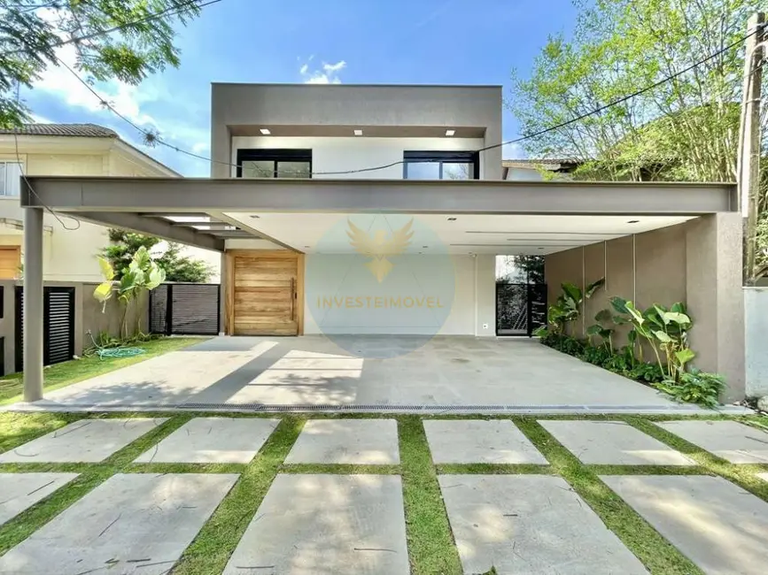 Casa de Condomínio com 4 quartos para alugar, 484m2 em Granja Viana, Cotia - SP - imagem 4 Foto 4 de Casa de Condomínio com 4 quartos para alugar, 484m2 em Granja Viana, Cotia - SP