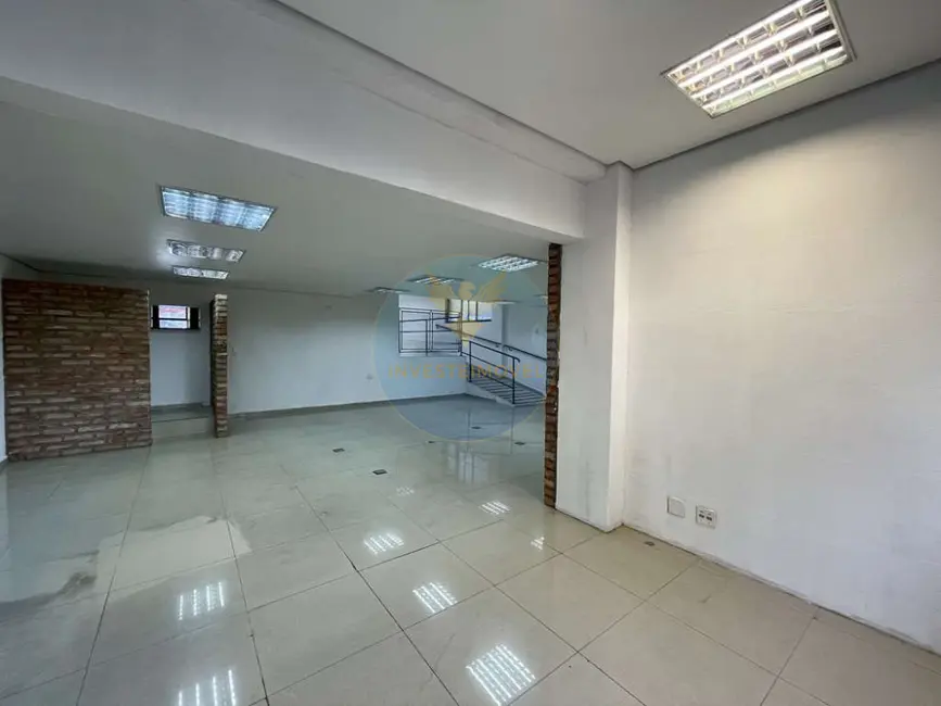 Sala Comercial à venda, 320m2 em Granja Viana, Carapicuiba - SP - imagem 8 Foto 8 de Sala Comercial à venda, 320m2 em Granja Viana, Carapicuiba - SP