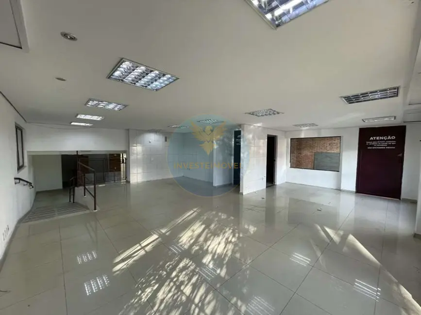 Sala Comercial à venda, 320m2 em Granja Viana, Carapicuiba - SP - imagem 3 Foto 3 de Sala Comercial à venda, 320m2 em Granja Viana, Carapicuiba - SP
