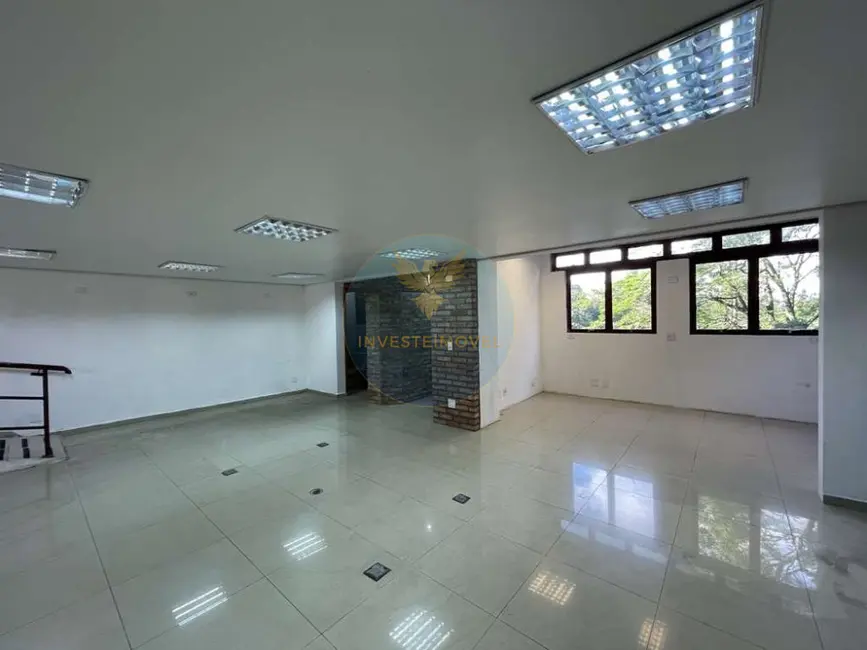 Sala Comercial à venda, 320m2 em Granja Viana, Carapicuiba - SP - imagem 7 Foto 7 de Sala Comercial à venda, 320m2 em Granja Viana, Carapicuiba - SP