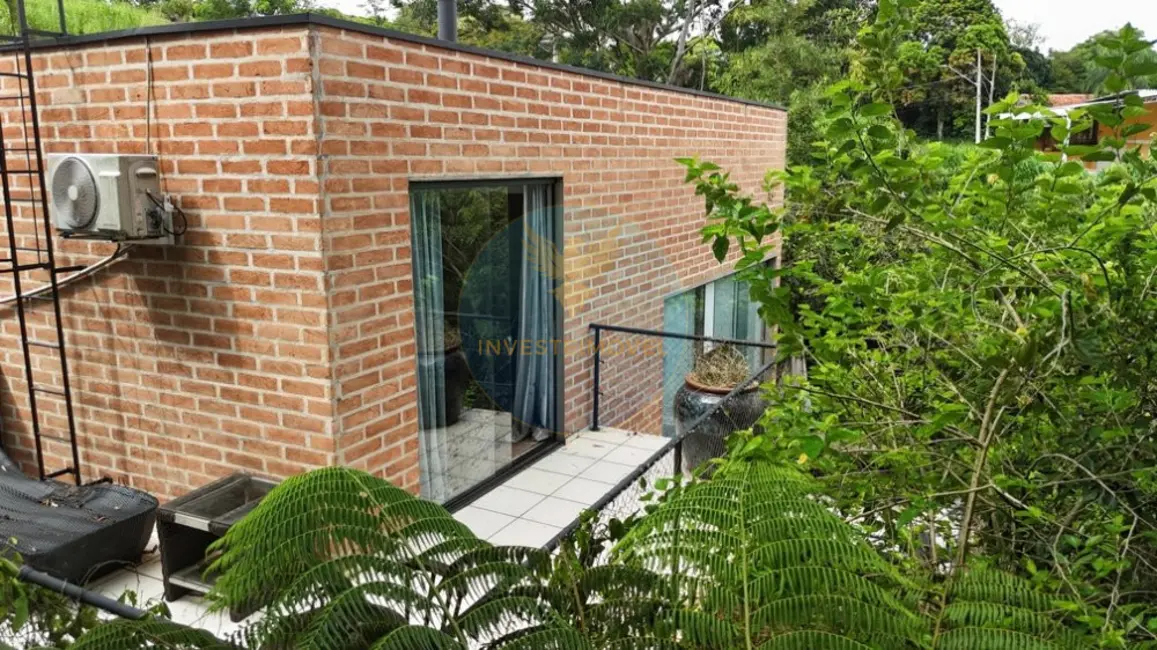 Foto 4 de Casa com 4 quartos à venda, 219m2 em Granja Viana, Cotia - SP