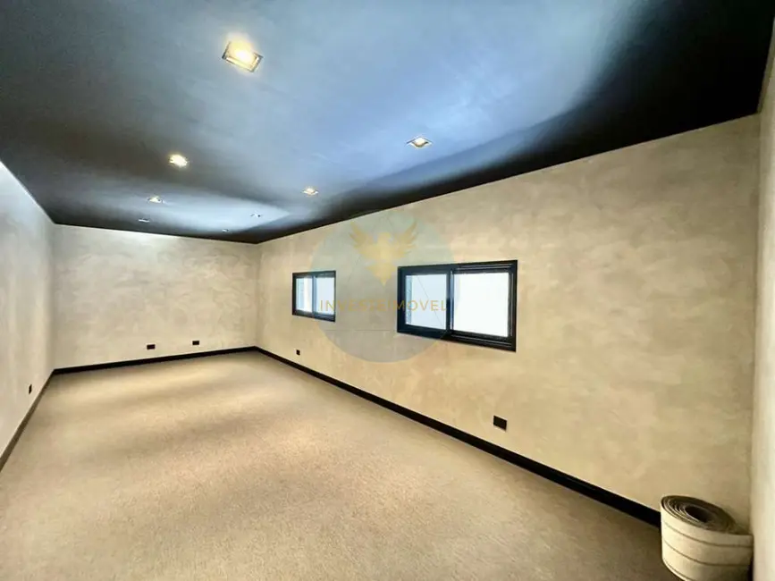 Foto 8 de Casa com 4 quartos à venda, 440m2 em Granja Viana, Cotia - SP