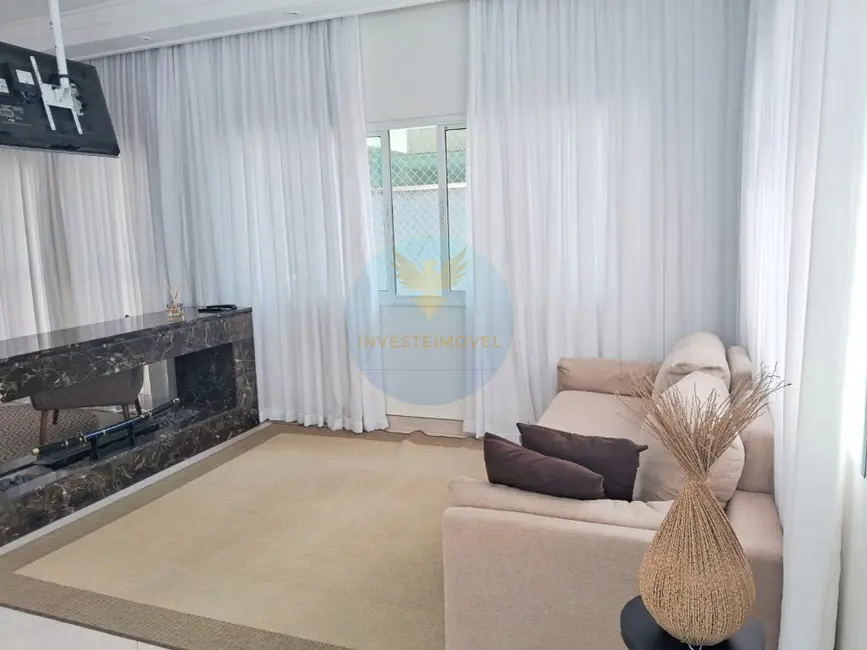 Foto 5 de Casa de Condomínio com 4 quartos à venda, 300m2 em Granja Viana, Cotia - SP