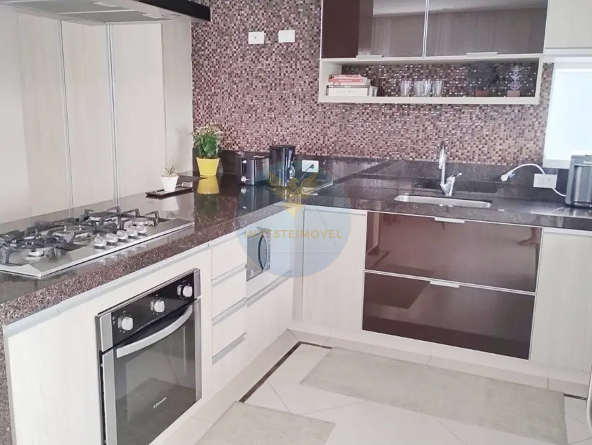 Foto 9 de Casa de Condomínio com 4 quartos à venda, 300m2 em Granja Viana, Cotia - SP