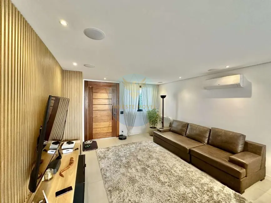 Foto 8 de Casa de Condomínio com 4 quartos à venda, 180m2 em Granja Viana, Cotia - SP