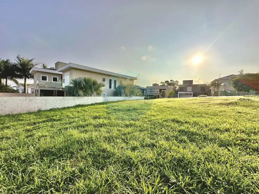 Foto 1 de Terreno / Lote à venda, 550m2 em Granja Viana, Carapicuiba - SP