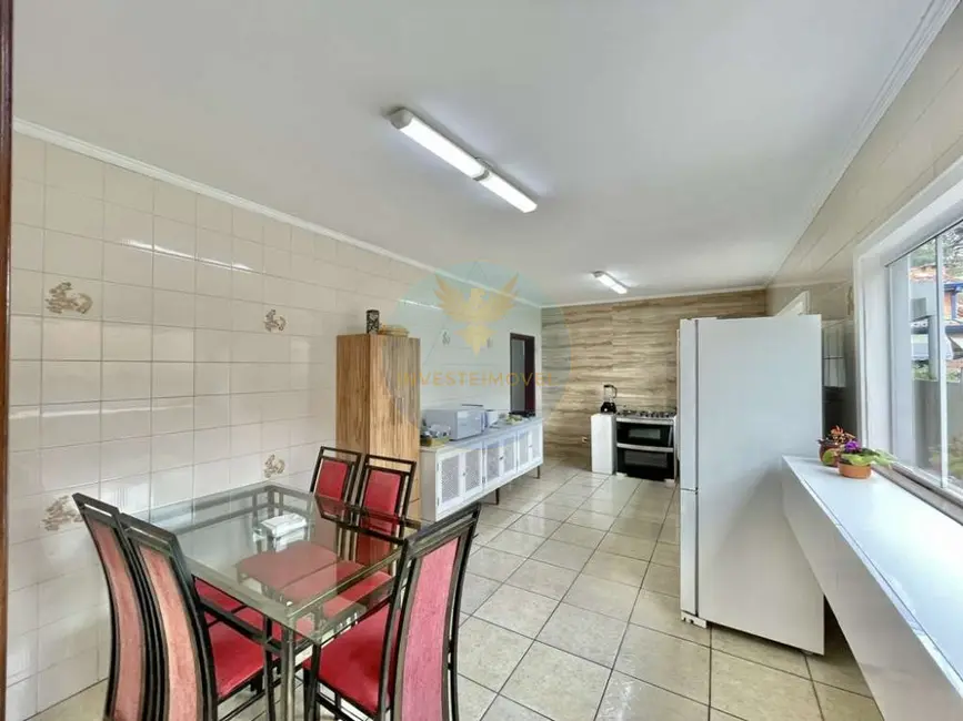 Casa de Condomínio com 4 quartos à venda, 350m2 em Granja Viana, Cotia - SP - imagem 5 Foto 5 de Casa de Condomínio com 4 quartos à venda, 350m2 em Granja Viana, Cotia - SP