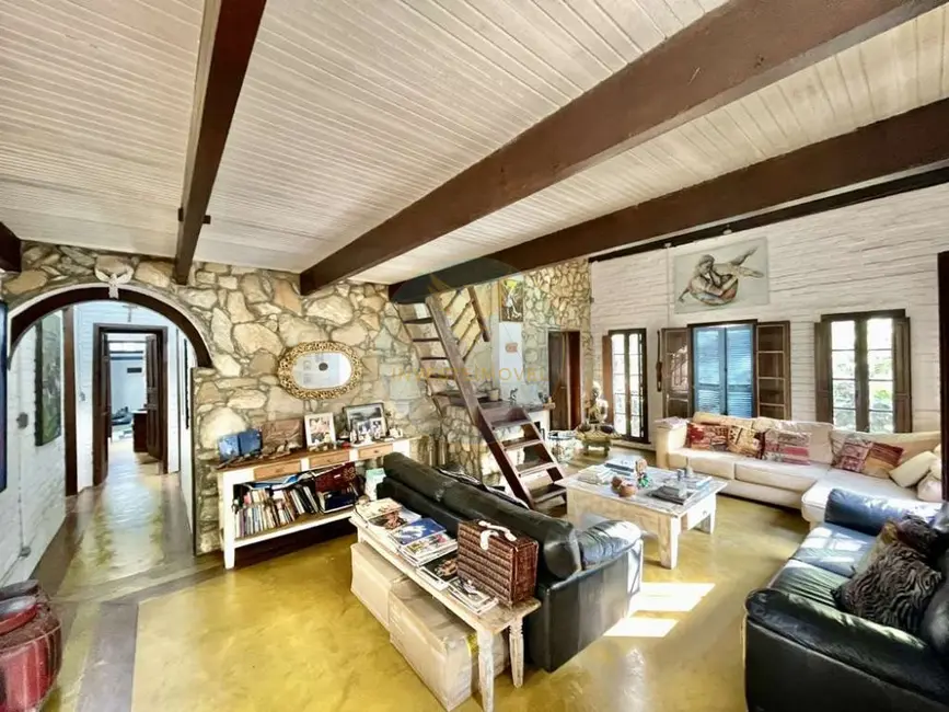 Foto 4 de Casa de Condomínio com 3 quartos para alugar, 441m2 em Embu Das Artes - SP