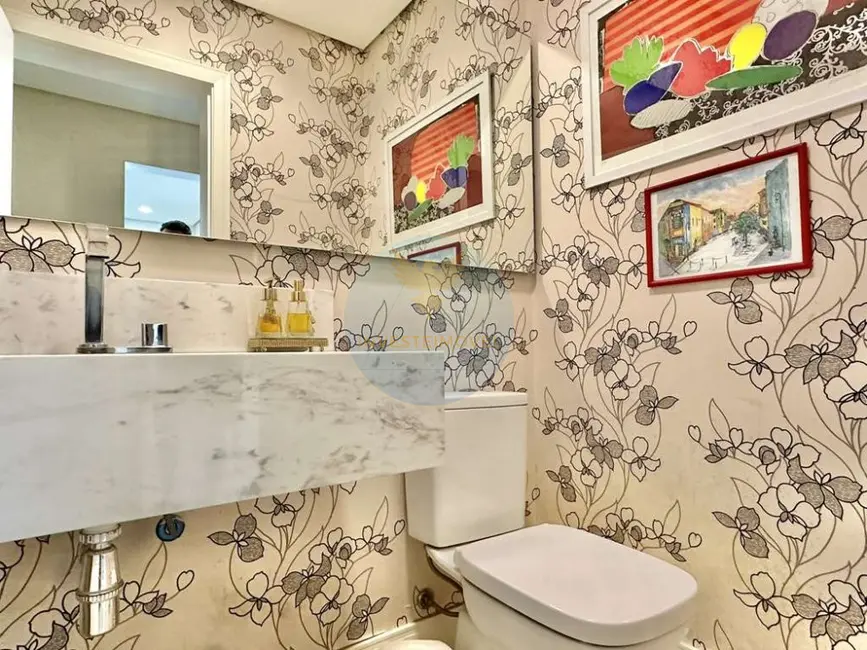 Casa de Condomínio com 5 quartos à venda, 375m2 em Residencial Euroville, Carapicuiba - SP - imagem 7 Foto 7 de Casa de Condomínio com 5 quartos à venda, 375m2 em Residencial Euroville, Carapicuiba - SP