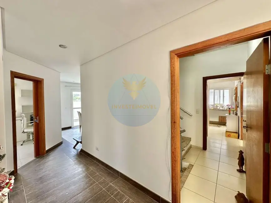 Foto 3 de Casa de Condomínio com 4 quartos à venda, 401m2 em Golf Gardens, Carapicuiba - SP