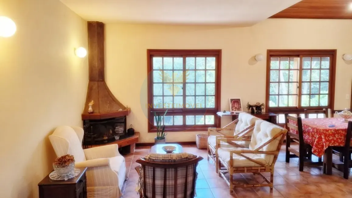 Foto 2 de Casa de Condomínio com 3 quartos à venda, 260m2 em Granja Viana, Cotia - SP