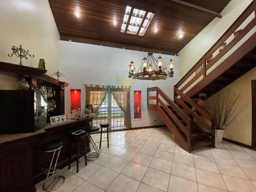 Foto 7 de Casa com 4 quartos para alugar, 780m2 em Granja Viana, Carapicuiba - SP