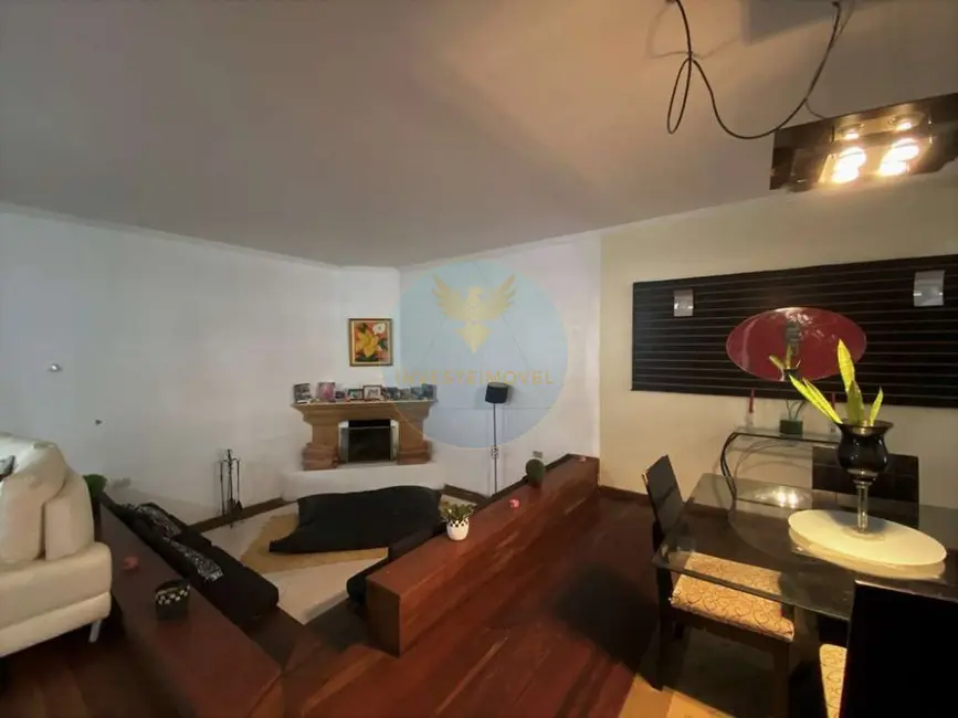 Casa com 4 quartos à venda, 780m2 em Granja Viana, Carapicuiba - SP - imagem 2 Foto 2 de Casa com 4 quartos à venda, 780m2 em Granja Viana, Carapicuiba - SP