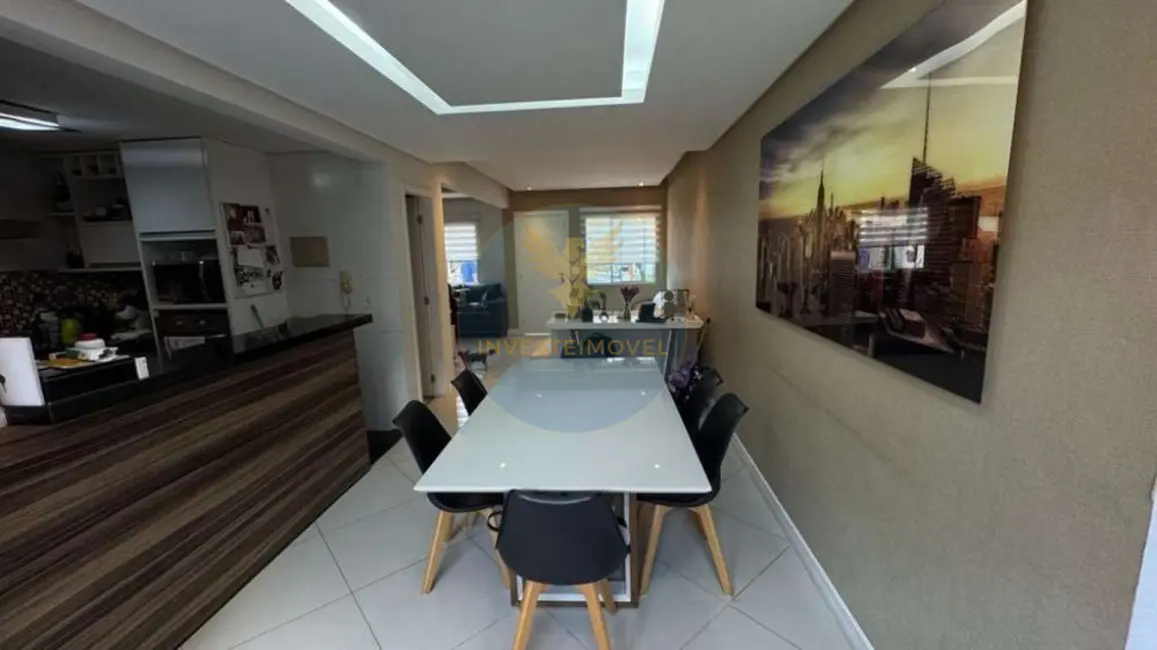 Casa de Condomínio com 3 quartos à venda, 153m2 em Granja Viana, Cotia - SP - imagem 8 Foto 8 de Casa de Condomínio com 3 quartos à venda, 153m2 em Granja Viana, Cotia - SP