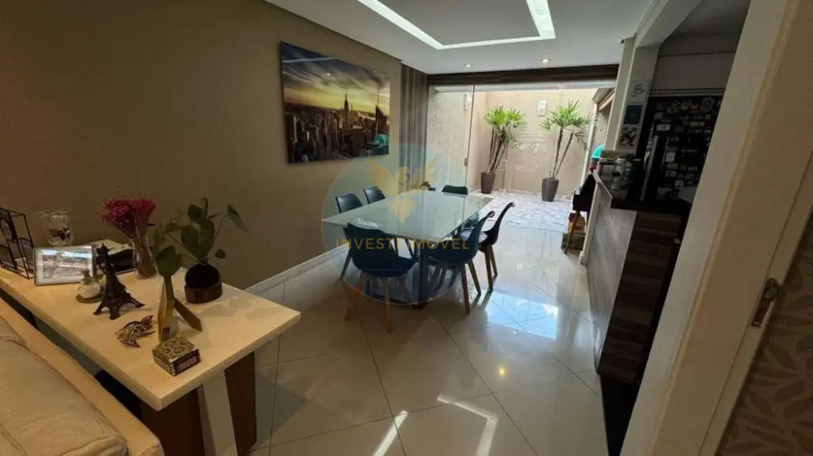 Casa de Condomínio com 3 quartos à venda, 153m2 em Granja Viana, Cotia - SP - imagem 7 Foto 7 de Casa de Condomínio com 3 quartos à venda, 153m2 em Granja Viana, Cotia - SP