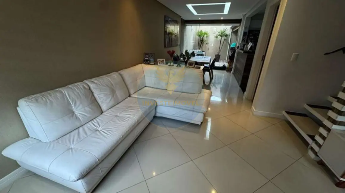 Casa de Condomínio com 3 quartos à venda, 153m2 em Granja Viana, Cotia - SP - imagem 6 Foto 6 de Casa de Condomínio com 3 quartos à venda, 153m2 em Granja Viana, Cotia - SP