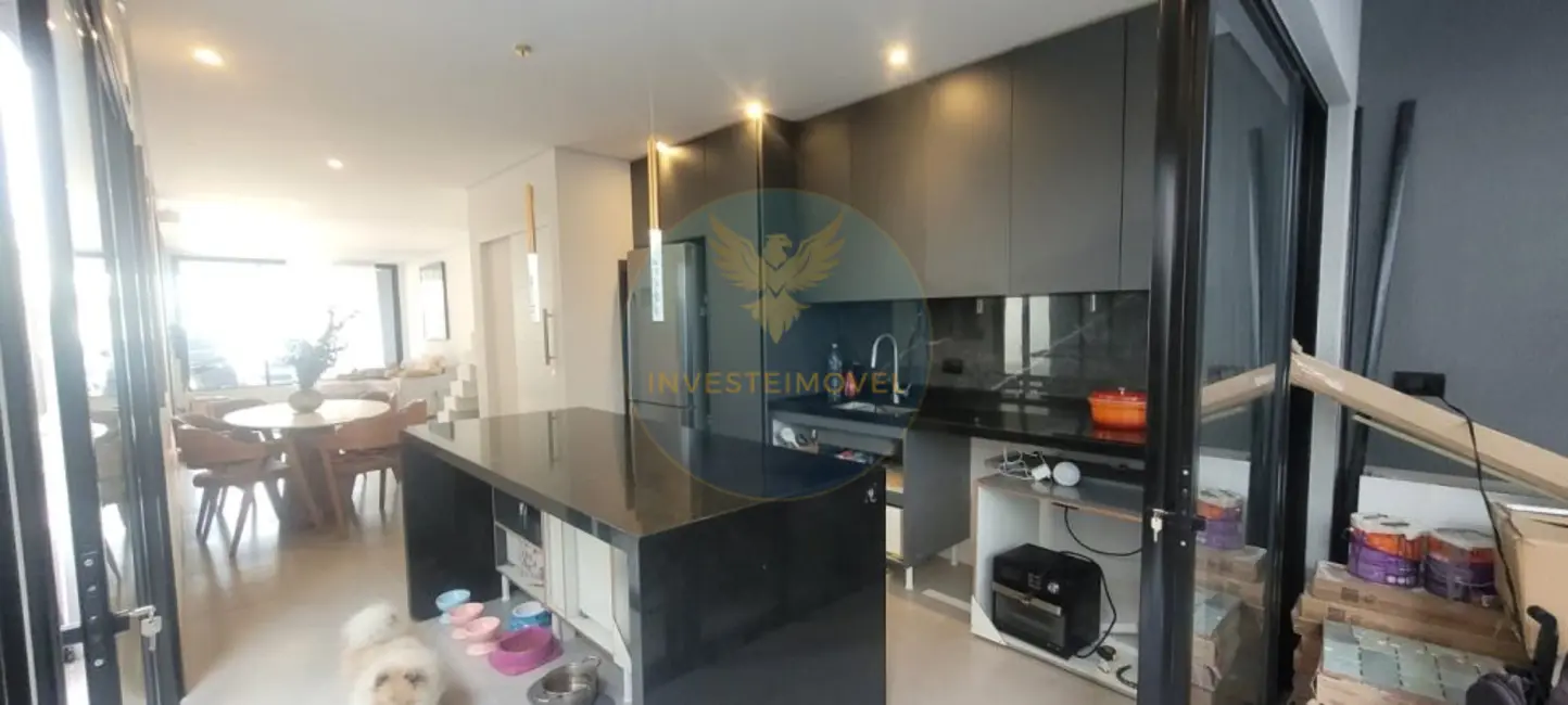 Foto 2 de Casa de Condomínio com 3 quartos à venda, 141m2 em Granja Viana, Cotia - SP